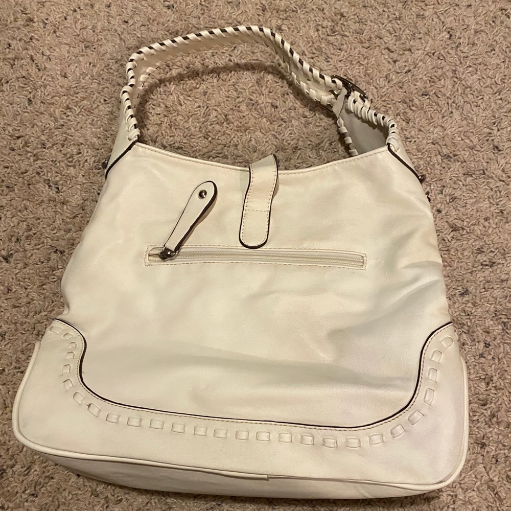 Purse - Picture 2 of 7